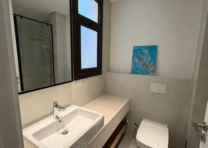 Art House El Gouna | 4br Private Pool & Lagoon فيلة *