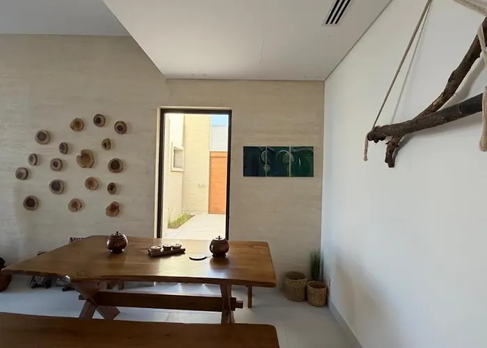 Art House El Gouna | 4br Private Pool & Lagoon فيلة *